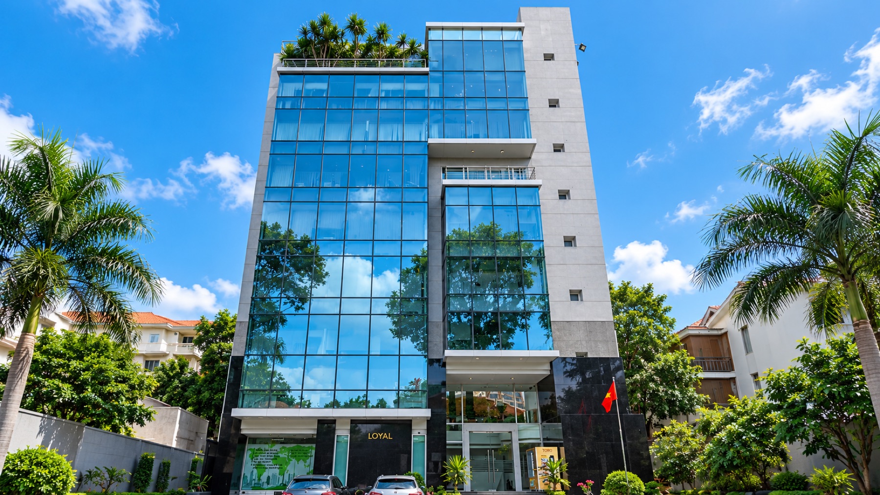 Ngoại thất Loyal Building tại 151 Võ Thị Sáu, phường Xuân Hòa