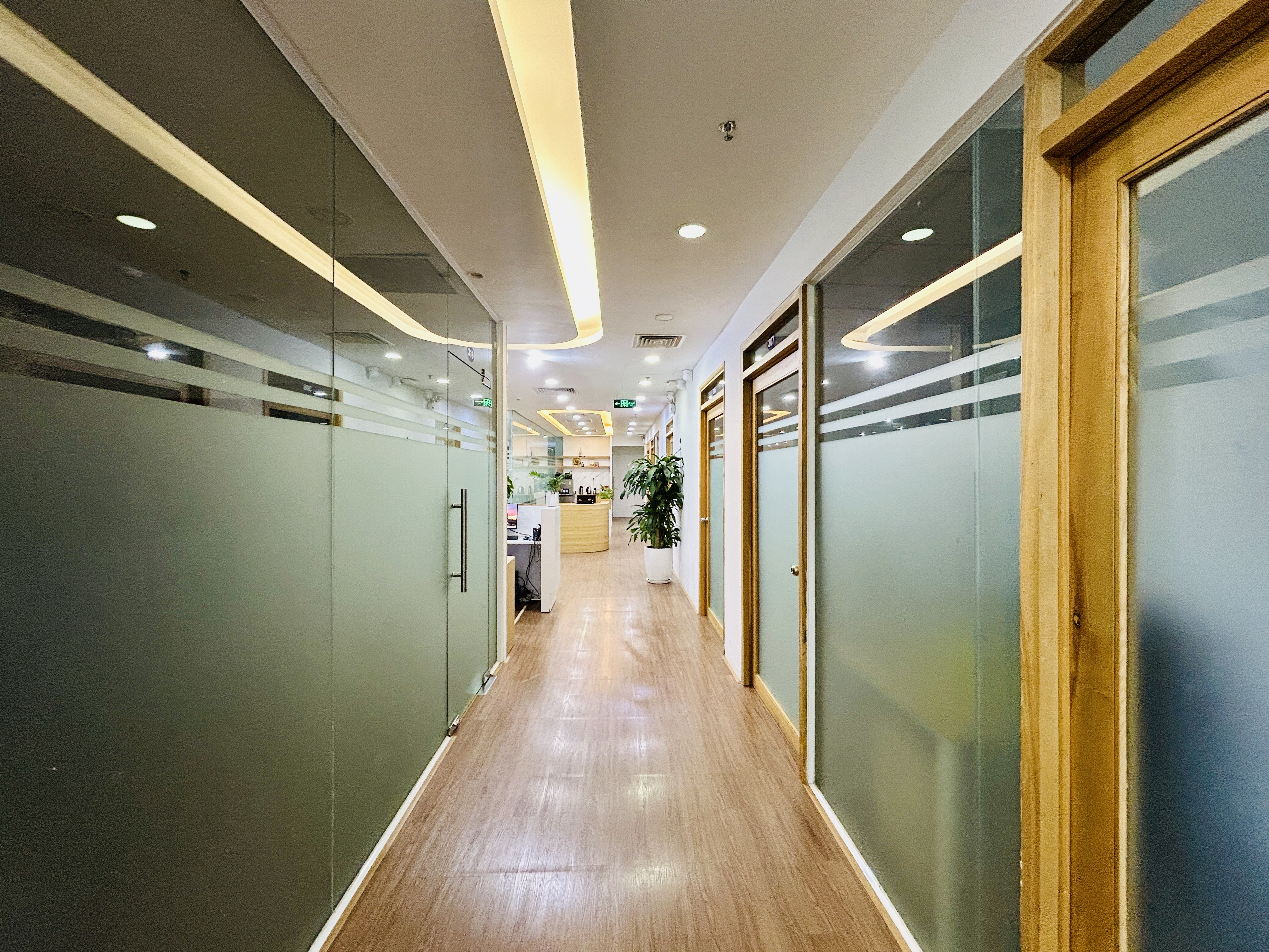 Golden Palace tại Hà Nội - địa điểm cung cấp văn phòng chia sẻ 5SOffice