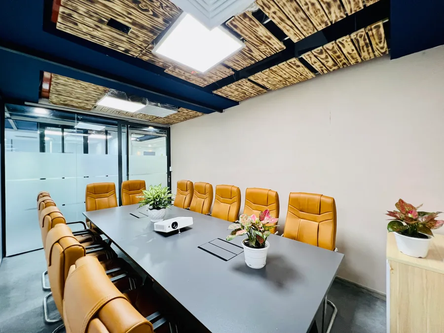 Phòng họp thực tế tại một cơ sở 5SOffice ở TP.HCM