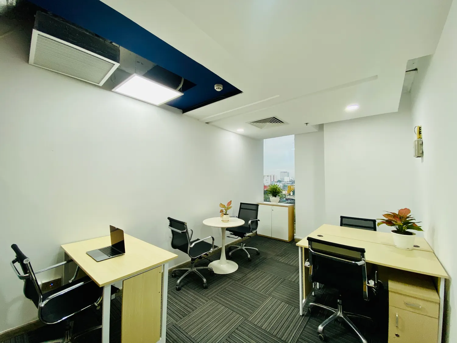 Khu vực trao đổi tại IMC Tower, TP.HCM